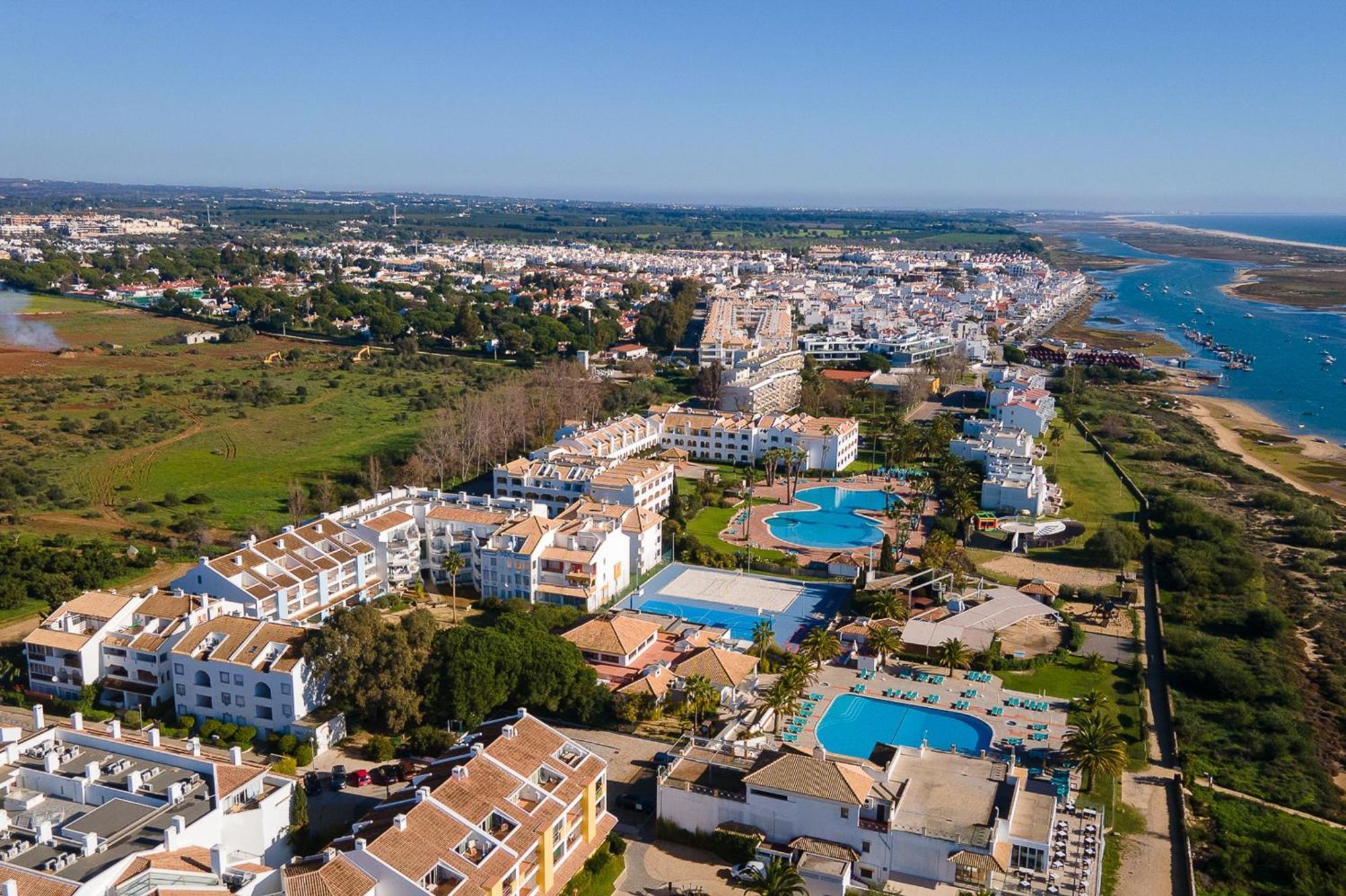 Golden 1 Bdr Flat W/ Balcony & Pool By Lovelystay Cabanas De Tavira Kültér fotó